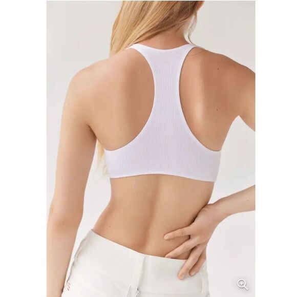 Out From Under Mambo Seamless Twist Bra Top - Picture 2 of 4